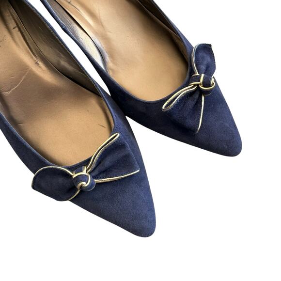 Talbots blue suede Edison gold bow kitten heel 9.5W pointed toe slip on classic - Picture 2 of 10